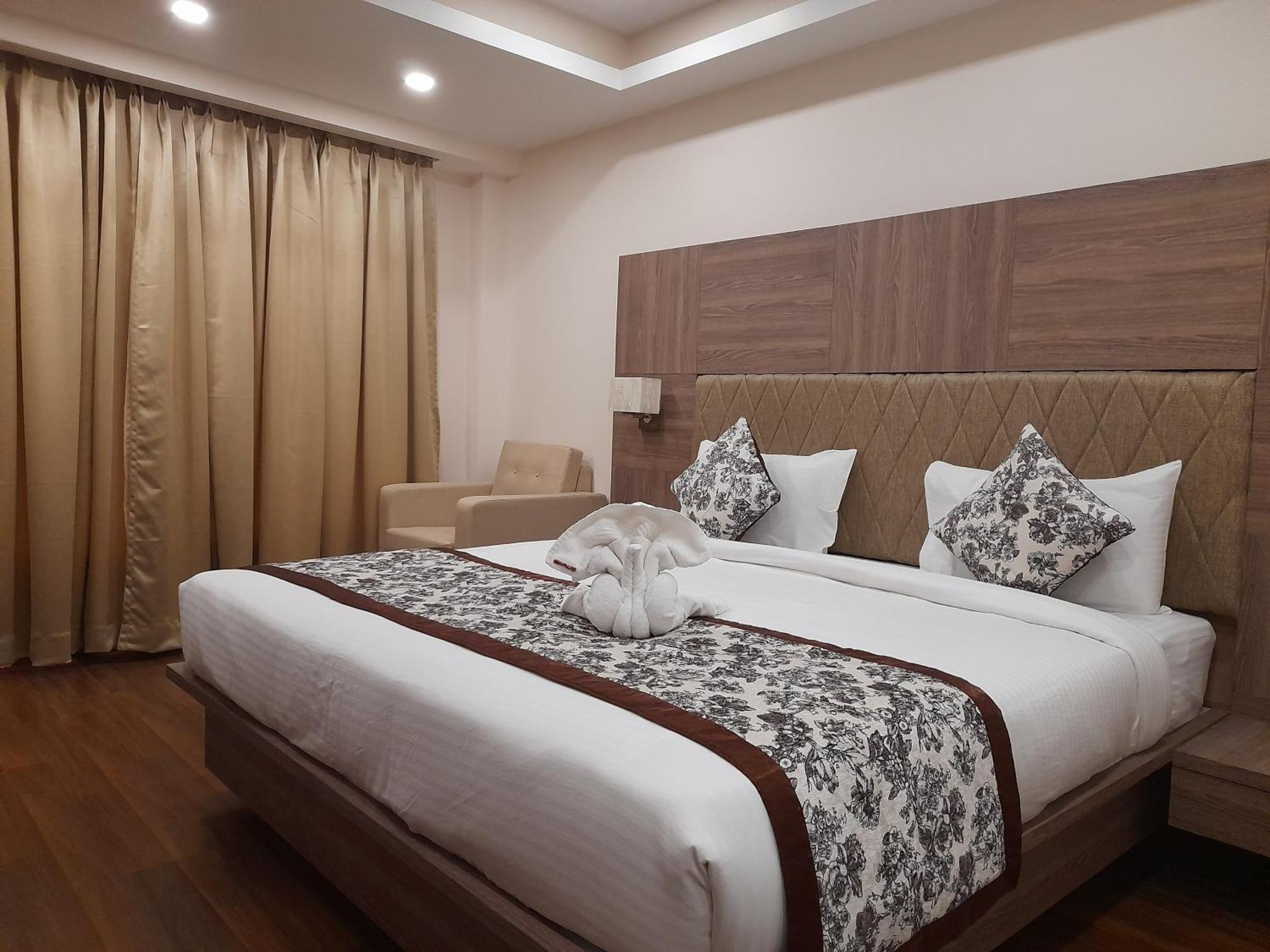 Variety Inn Πάτνα Εξωτερικό φωτογραφία