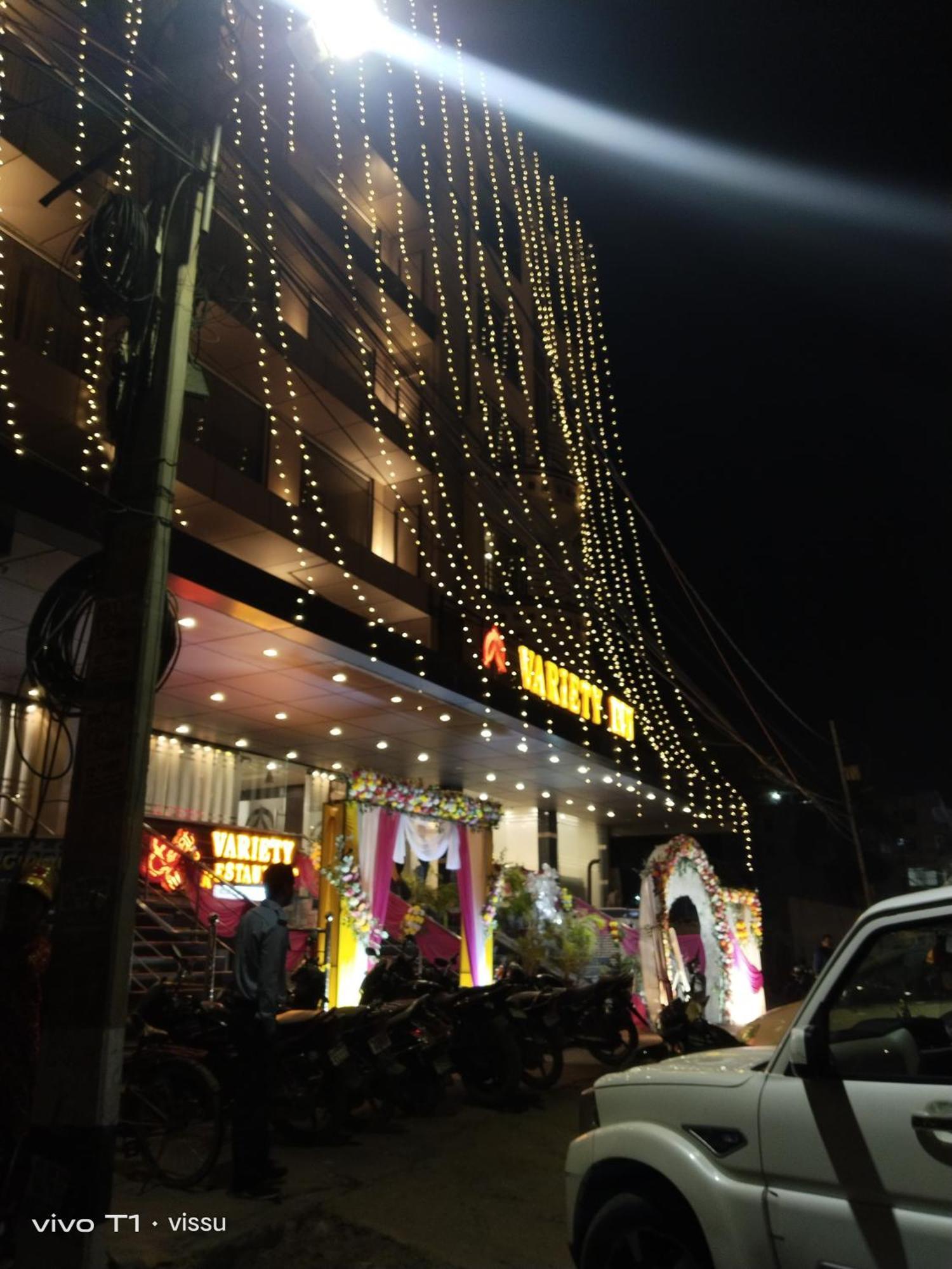 Variety Inn Πάτνα Εξωτερικό φωτογραφία