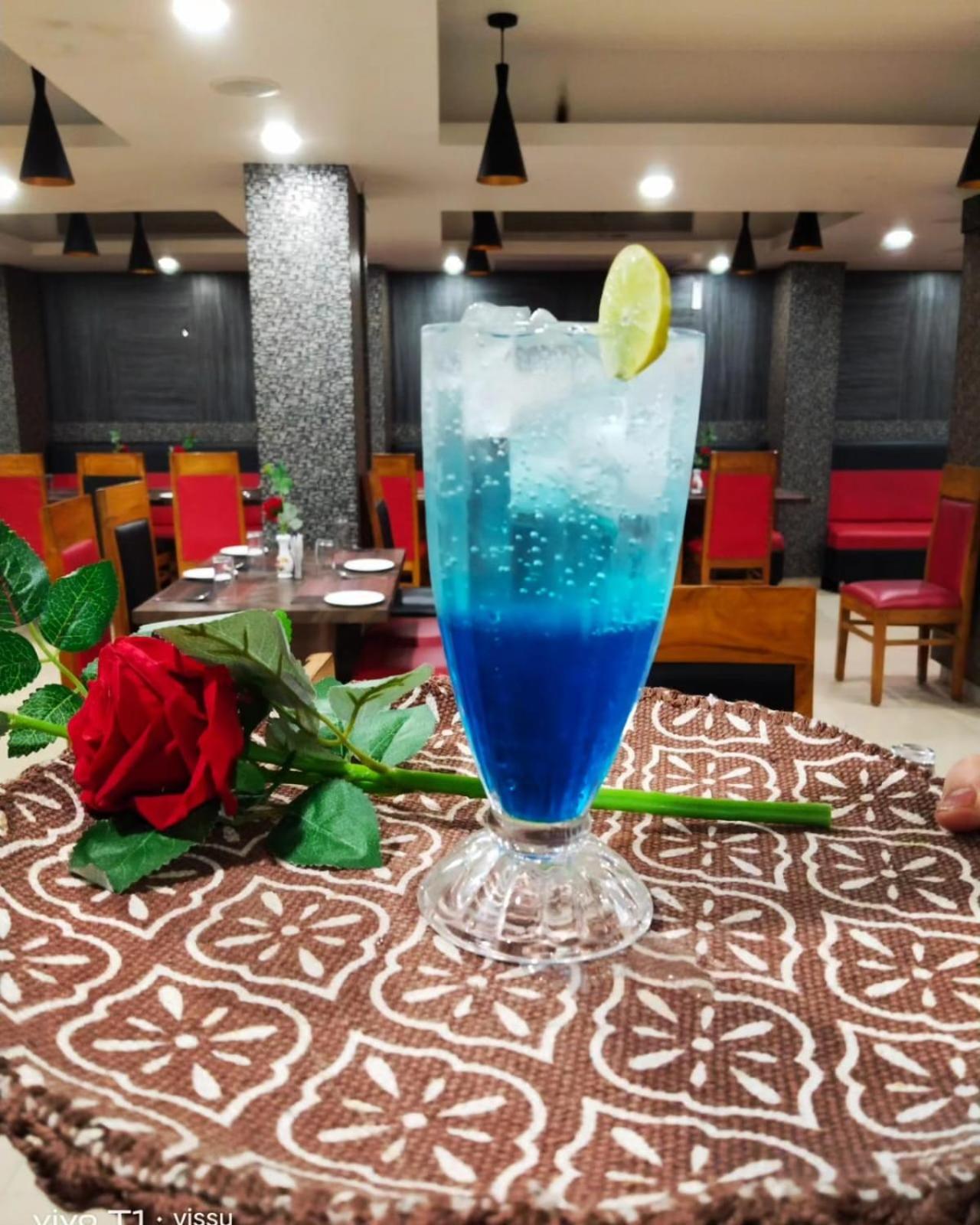 Variety Inn Πάτνα Εξωτερικό φωτογραφία